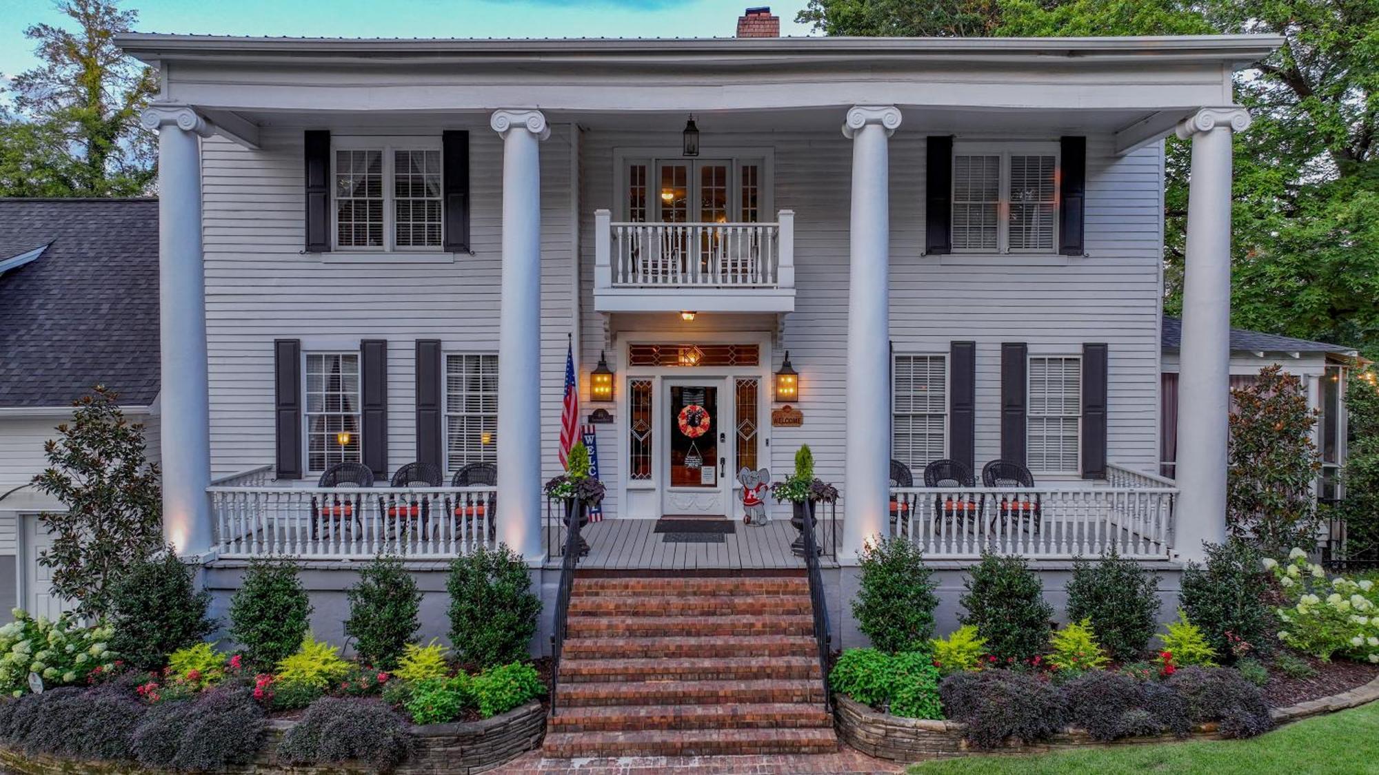 Bama Bed And Breakfast - Chimes Suite Tuscaloosa Exteriör bild