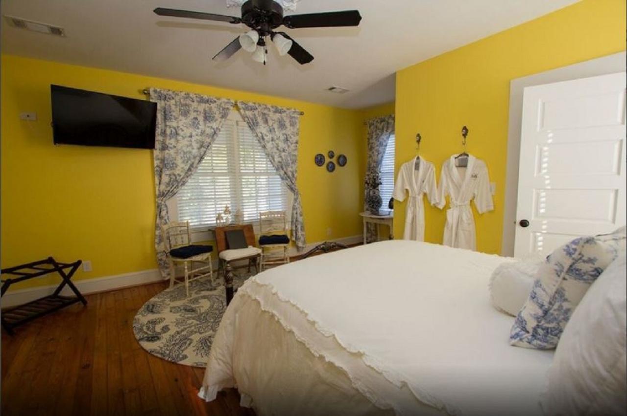 Bama Bed And Breakfast - Chimes Suite Tuscaloosa Exteriör bild
