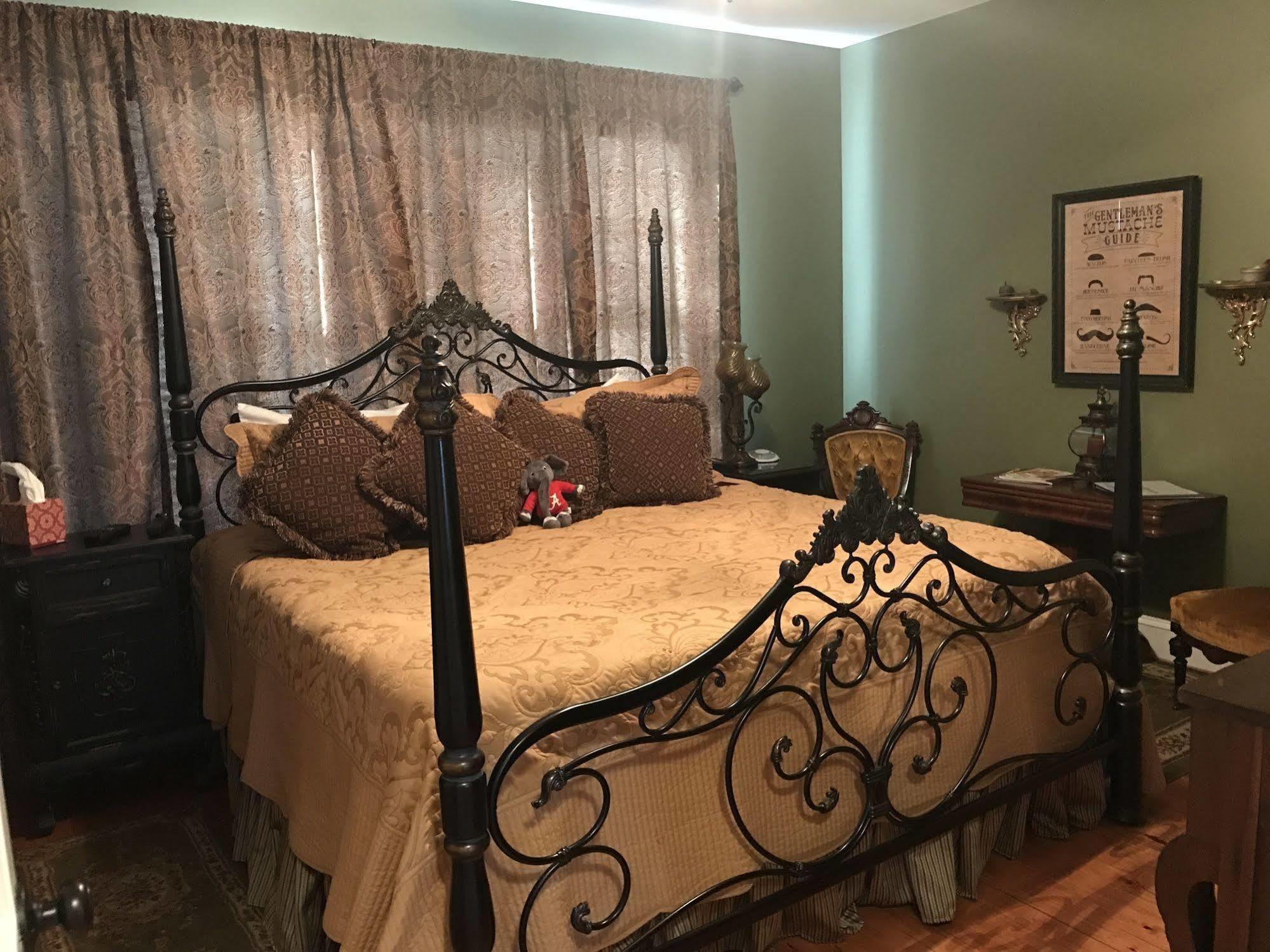 Bama Bed And Breakfast - Chimes Suite Tuscaloosa Exteriör bild