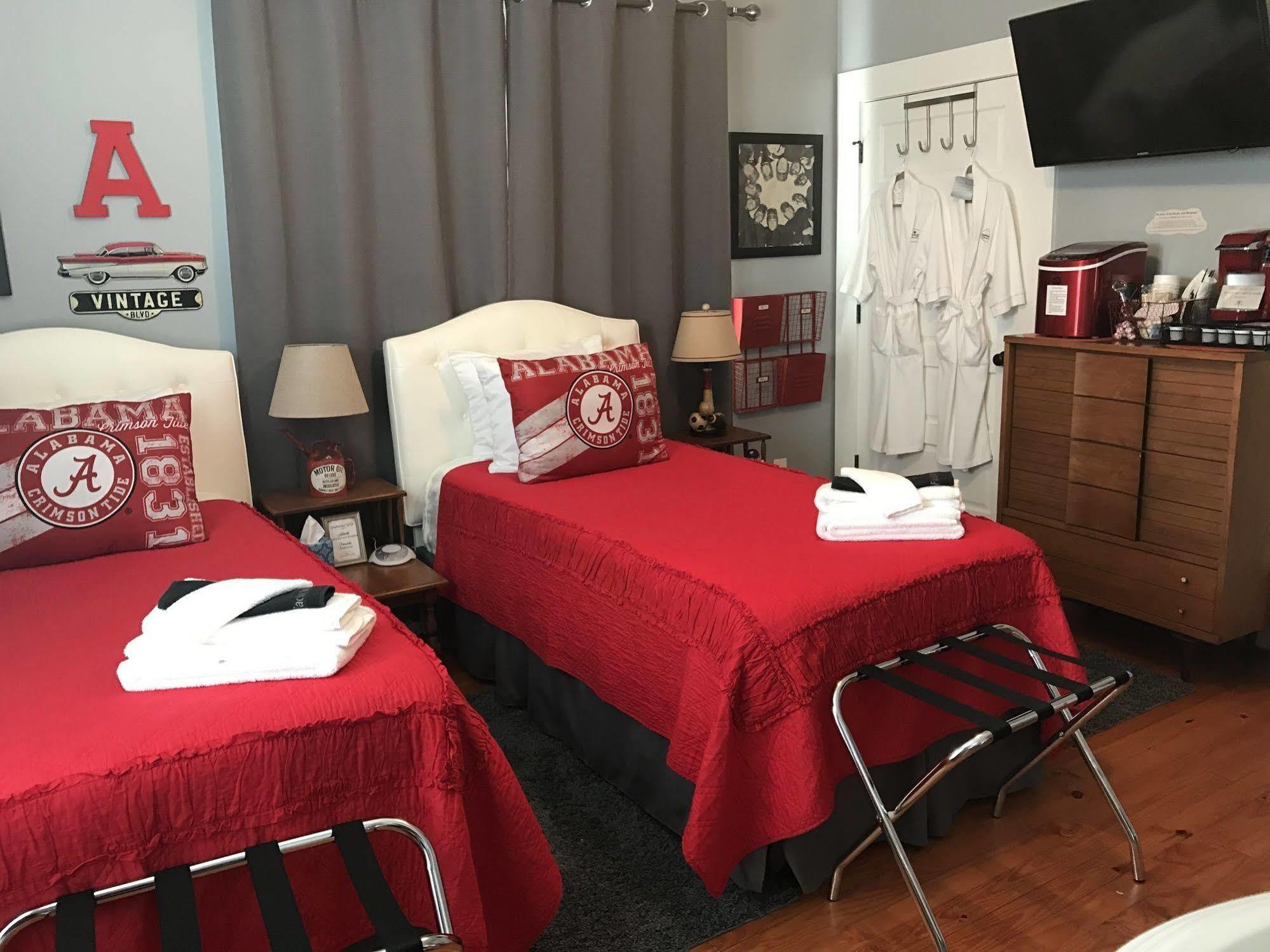 Bama Bed And Breakfast - Chimes Suite Tuscaloosa Exteriör bild