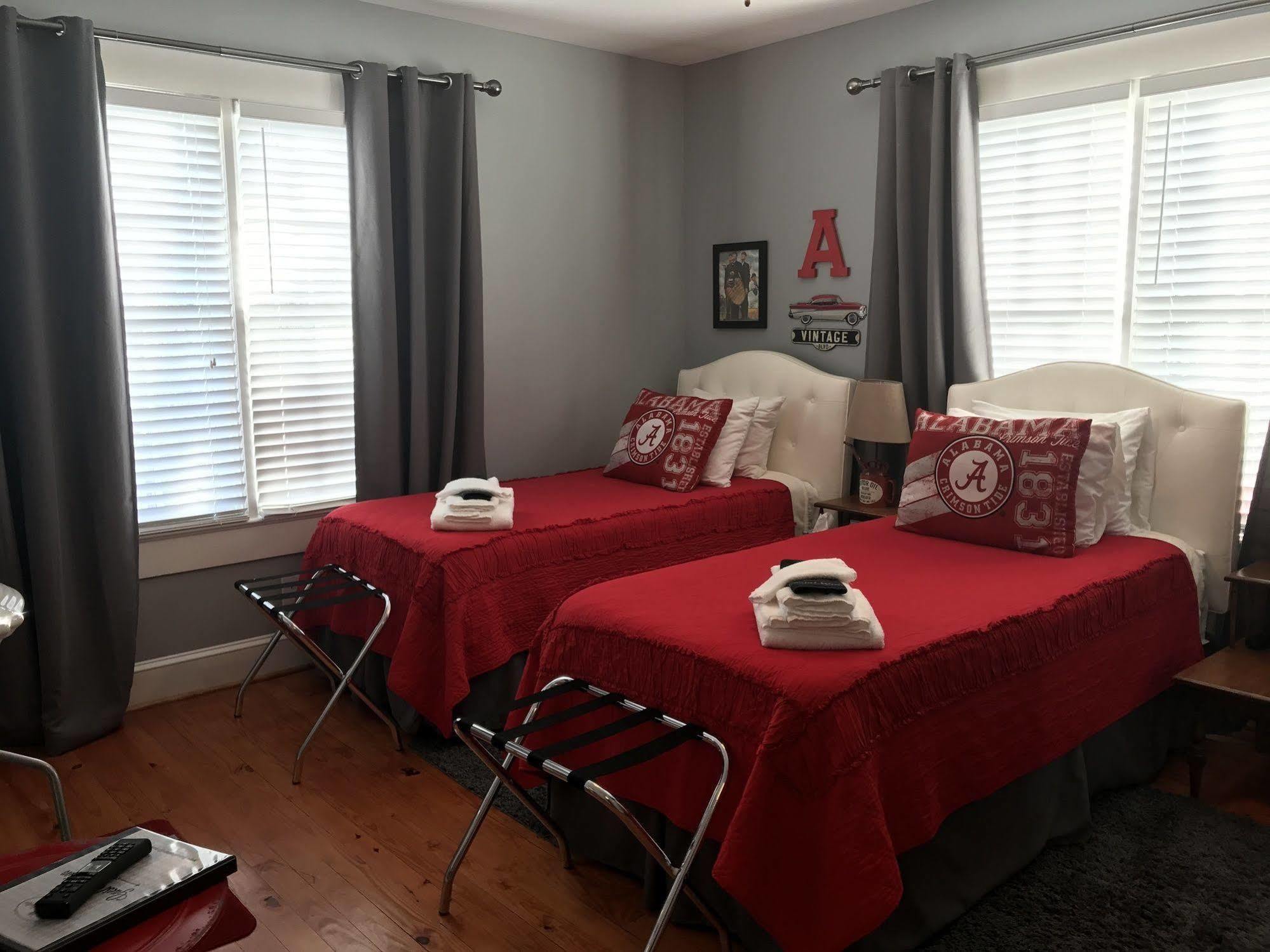 Bama Bed And Breakfast - Chimes Suite Tuscaloosa Exteriör bild